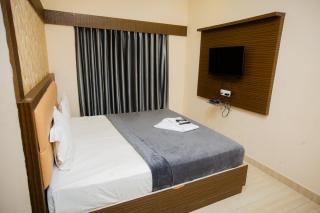 THE PARK AVENUE HOTEL - Business Class Hotel Near Central Railway Station Chennai Periyamet - 9