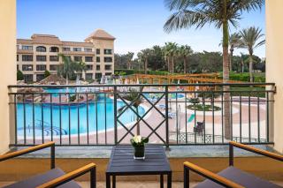 Hilton Pyramids Golf - 2