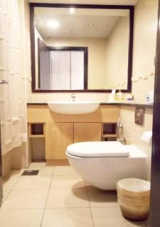 Full lake View 1bk Apartment in JLT 4 ppl early & late check in 10mn to Marina metro station - 2