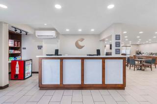 Comfort Inn & Suites - Brunswick - 3