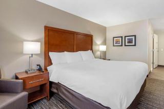 Comfort Inn & Suites - Brunswick - 2