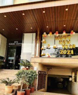 Hotel Radiance Courtyard,Varanasi - Varanasi - 8
