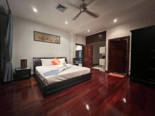 Talay Naiharn Villa - Rawai Beach - 2