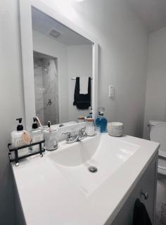 Lovely Sherman Oaks Studio - 1