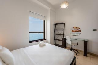 JBR High Floor 2 Bed with full Al Ain View - Dubai - 3