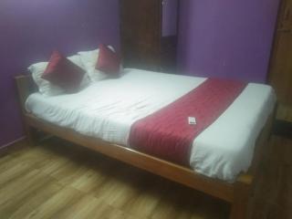 Sri Sekars Rooms - Villianur - 4