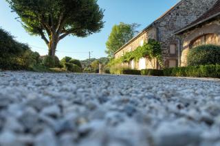 Superbe gîte avec vue sur les vignes, dans le parc d'un manoir du 18ème siècle - Saint-Bazile-de-Meyssac - 6