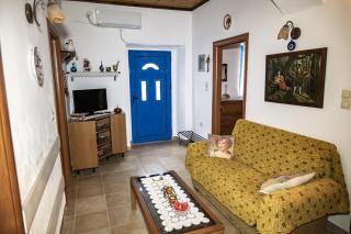 Traditional Village House ''Evangelia'' - Apolakkiá - 6