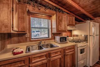 Knotty Pine: A Cute Ruidoso Classic with a Private Hot Tub! - Ruidoso - 6