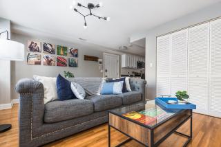 The Bright Retreat in Andersonville - Chicago - 8