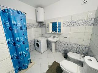 Beach and boulevard apartment perfect for your holiday! - Vlorë - 4