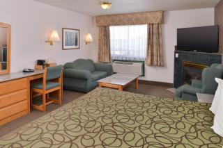 Canadas Best Value Inn Valemount - Valemount - 9