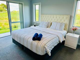 Maple Retreat by Blue Spring - 5