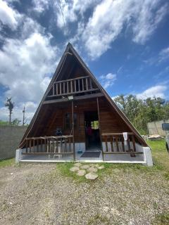 CHALÉ PÉ NA ESTRADA - Mongaguá - 9