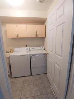 Rooms near Train Station - Burlington - 7