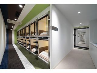 Capsule Hotel J Garden Shin-Osaka - Osaca - 4