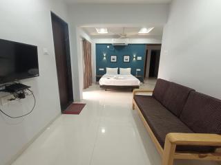 Cosy Room in Ranveer Studio - 3