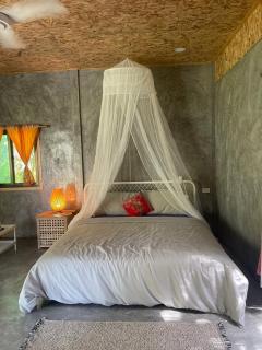 Big hug home-Forest House - Ban Takhrai - 9