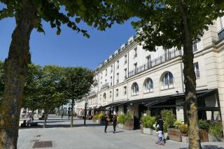 Disneyland Paris 70m² face Parc, place Ariane - 0