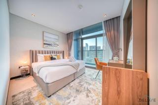 Hot Deal 2BR with Partial Burj Khalifa & Canal Views by Deluxe Holiday Homes - Dubai - 6