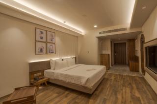 Phoenix Resort - Rajkot - 2