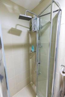 Bohemian 1-BR Condo in Mandaluyong - Manila - 7
