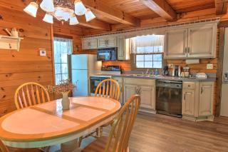 Wild Rose Cabin by Amish Country Lodging - Millersburg - 5