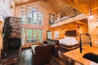 Skyview Treehouse A by Amish Country Lodging - Millersburg - 8