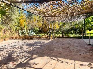 Ilafe Farmhouse, Villa avec Piscine Chauffée Privée pour Familles - 3