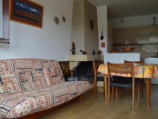 Appartement T2 avec balcon exposé Sud face aux pistes, 4ème étage, parking privé, Les Angles - FR-1-593-9 - Les Angles - 2