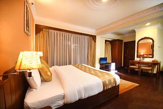 Nirvana Boutique Hotel - 8