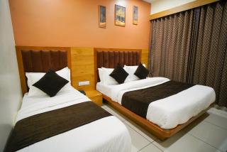 Hotel Suncity - Ahmedabad - 3