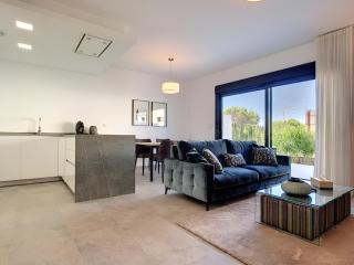 Balcon de la Laguna Ground Floor 3 BR - By OYOOSTAYS - Torrevieja - 9