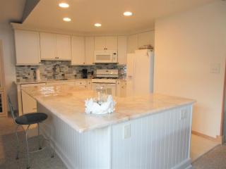 Close Walk To The Beach, The Perfect Home For A Single Family, - Harvey Cedars - 8