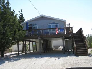 Immaculate Raised Ranch Style Home Located On The Bayside In Surf City - Surf City - 9