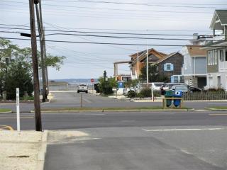 Contempory Home Oceanside In Brant Beach - Brant Beach - 3