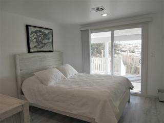 Beautifully Renovated First Floor Ocean Front Duplex - 6