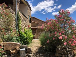 Maison de hameau avec vue imprenable et piscine - Sanilhac - 6
