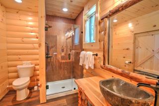 Cricket Hill Treehouse B by Amish Country Lodging - Millersburg - 3