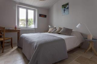 Beautiful villa 4BR with jacuzzi near the beach - 1