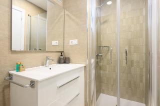 Brand New 2BR with Auto Check-In - Las Palmas de Gran Canaria - 5