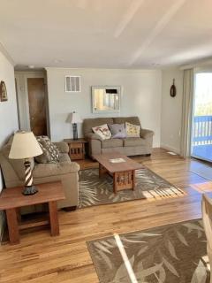 Ocean Front Duplex Brant Beach 1St Floor - Brant Beach - 8