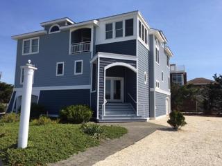 5 Brs, Hot Tub Roof Top, 2Nd Off The Ocean, - Loveladies - 9