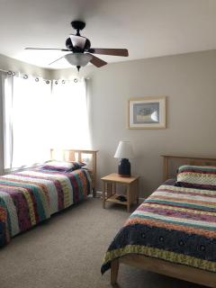 Reverse Living Contemporary On The Oceanside - Beach Haven - 2