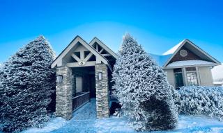 Bucket List Views Sugar Mountain Private Condo - 2bed, 2bath, Sleeps 6, Panoramic Views of Mountains from Large Deck, Short Drive to Shopping, Restaurants, Cafes & Banner Elk Town - 9