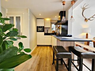 Cozy holiday home with hot tub - 7