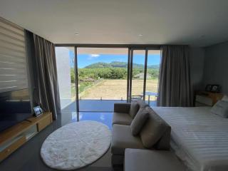 Amazing Pool 3BR Villa @ Chalong - 1