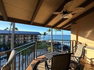 Oceanfront Penthouse with Loft - Kailua-Kona - 8