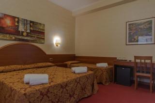 Hotel Columbus sul Lago - 2