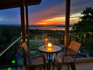 The Orchid Suite - 2 Bed 1 Bath Apartment in Cooktown - 7